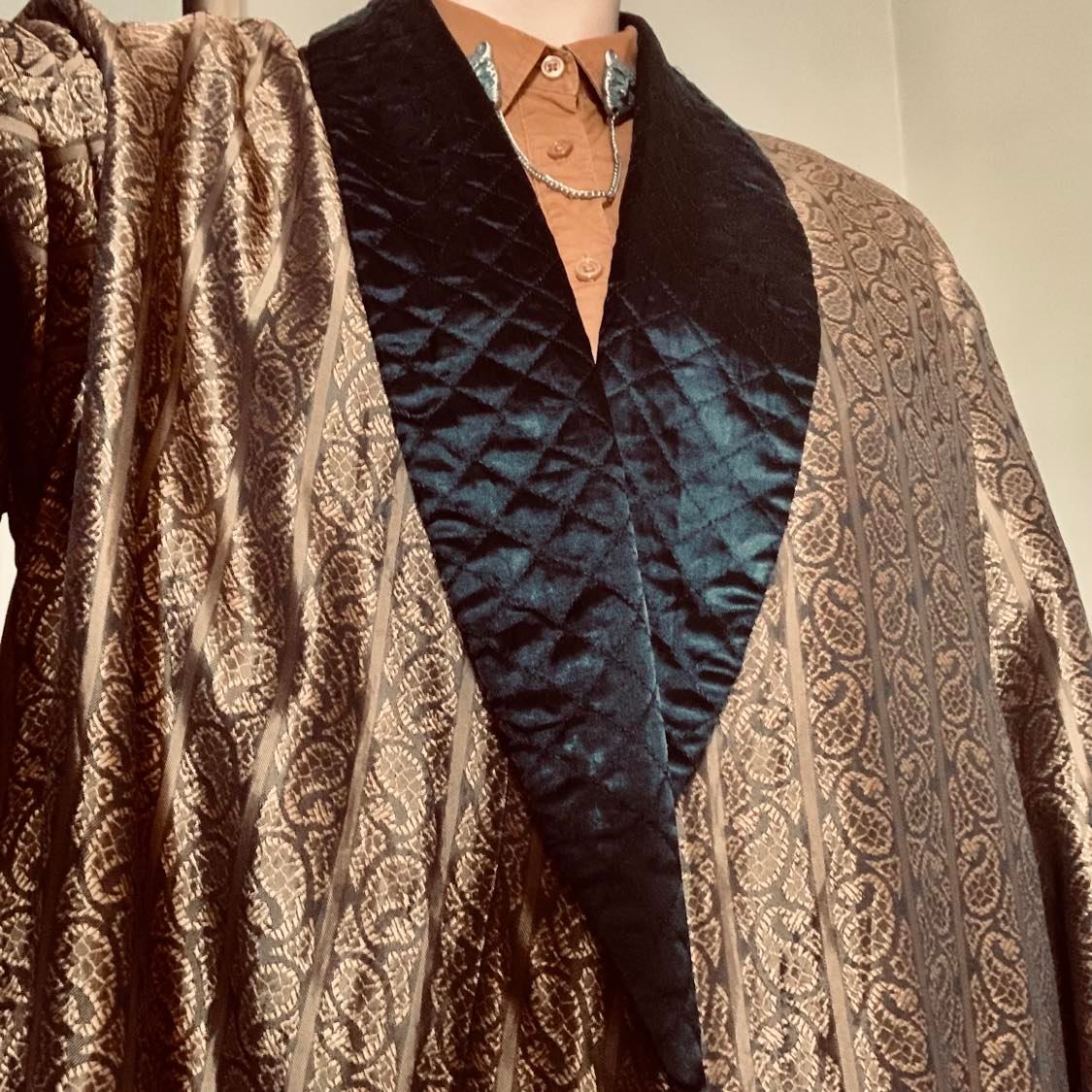 Smoking Jacket. Ali Cat Vintage